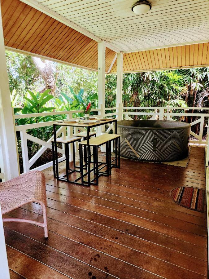 Evasion Bungalow Tropical Spa Sarraméa Exterior photo